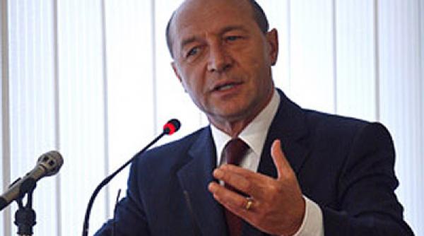 basescu cresterea salariilor magistratilor prin hotarare judecatoreasca este un abuz