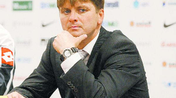 cfr cluj dusan uhrin pe neve