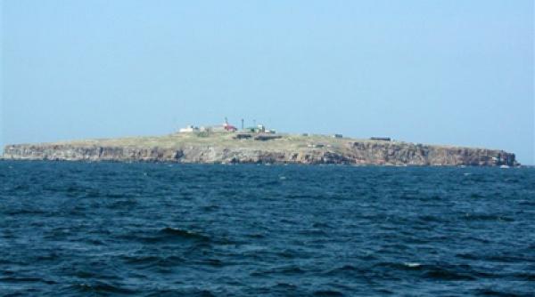 presa ucraineana isi aminteste de rezervele de hidrocarburi din jurul insulei serpilor