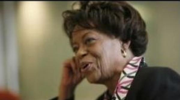 sua prima soacra de culoare se muta la casa alba