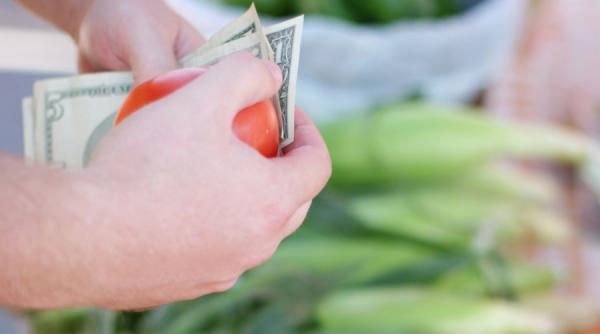 fenomen criza economica vine cu obezitate