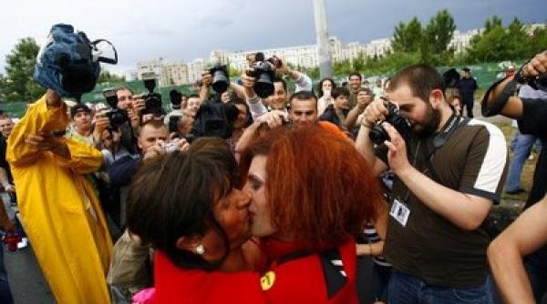 amendata pentru cocosel naomi recidivist a