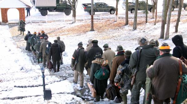 exclusiv criza mondiala si vanatoarea de mistreti