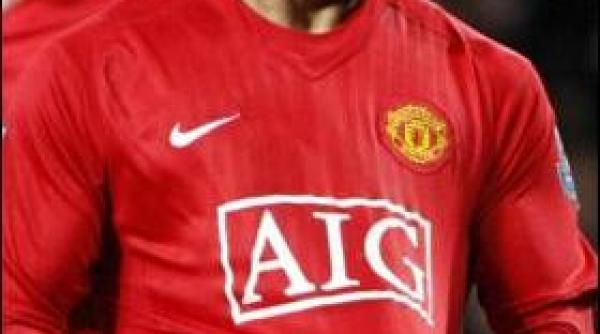 aig renunta la contractul de sponsorizare cu manchester united