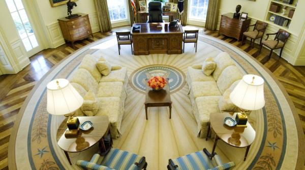 prima noapte la casa alba