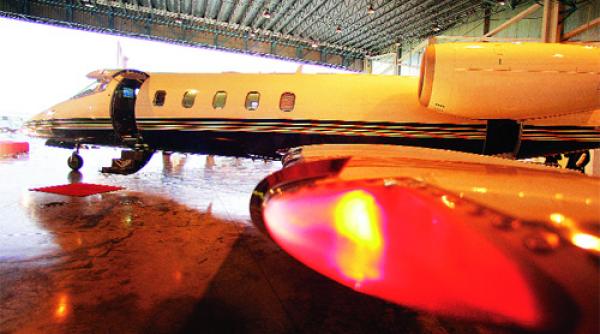 un pariu promitator icirc n plina criza avioanele private de mare lux