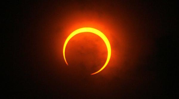 imaginile zilei eclipsa de soare