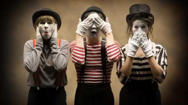 moartea subita a societatii civile