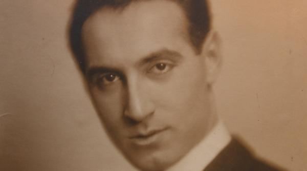 jean moscopol vocea calda inmiresmata