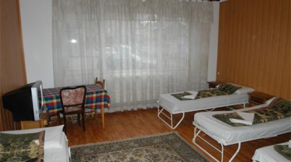 oferta mincinoasa tabara de la pitesti nu asteapta elevi