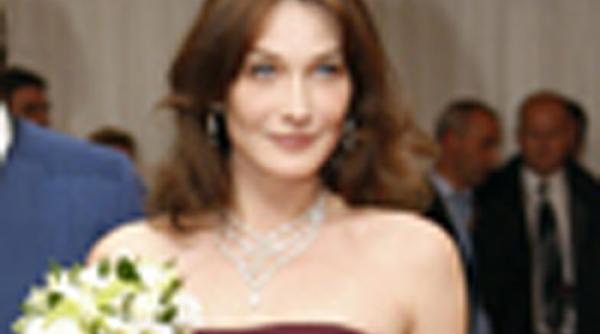 cazul cesare battisti carla bruni sarkozy acuzata ca a ajutat un terorist