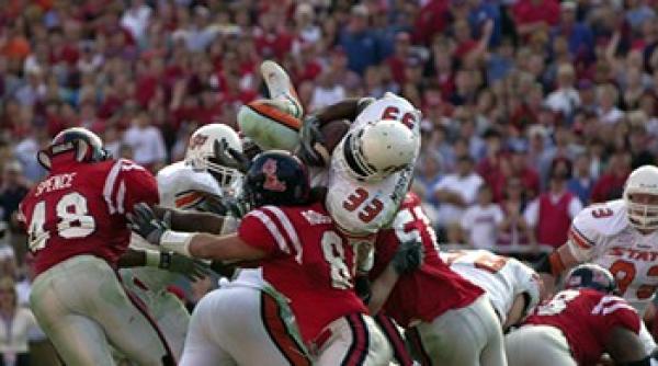 otelarii din pittsburg au castigat finala super bowl