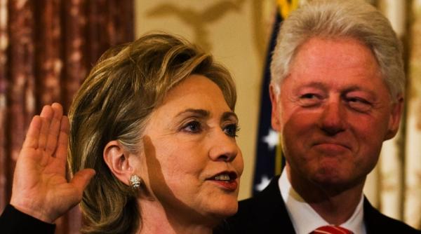 ceremonie pentru hillary juramant cu glume