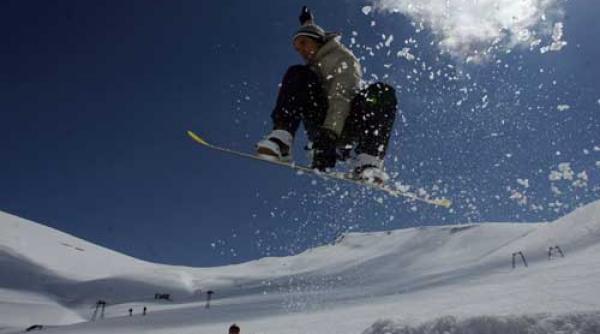 sinaia azi incepe try to fly tour