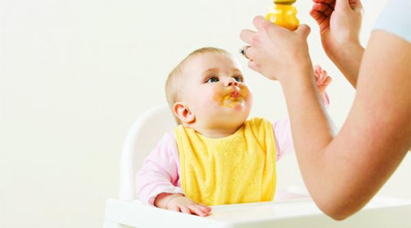 mancare speciala pentru bebelusi