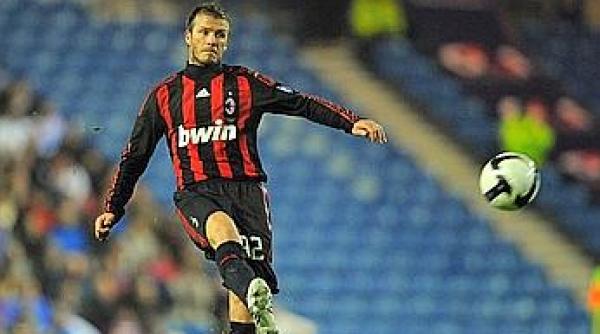 l a galaxy circul despre beckham trebuie sa se incheie oferta lui milan a fost respinsa