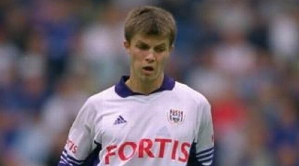 razvan lucescu daca alin stoica vrea doar prime de meci este jucatorul nostru