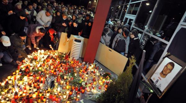 handbalul e icirc n doliu maine ultima zi la dinamo