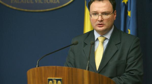 restructurare cu orice pret prigoana de la palat