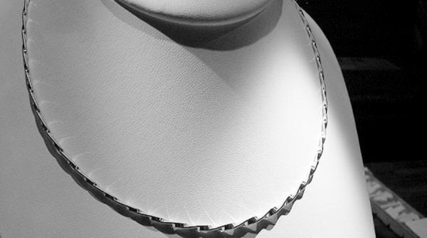 exclusiv obiecte disparute o data cu elodia