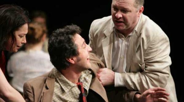 teatru alexandru dabija cu un duel la tnb