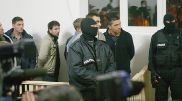 arestatii icirc n cazul ciorogarla din trei se facura sapte