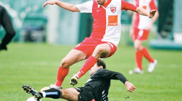 dinamo rednic l a reprimit in lot pe tamas