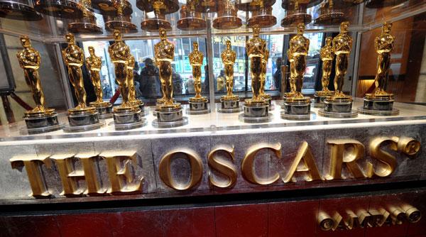 slumdog millionaire kate winslet si mickey rourke favoritii caselor de pariuri la oscaruri