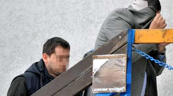 s aacute ndor raffael si gy ouml z ouml n eacute meth au fost predati autoritatilor ungare