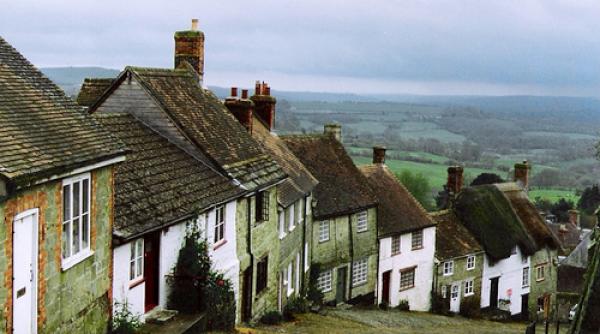 zeci de mii de britanici si au pierdut locuintele