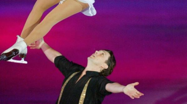 stelele moscovei martisor pe gheata