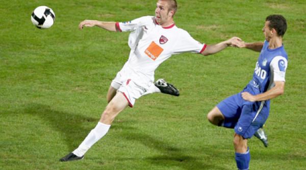 dinamo pandurii pana la urma se joaca