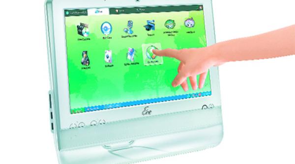 un computer in monitor tactil