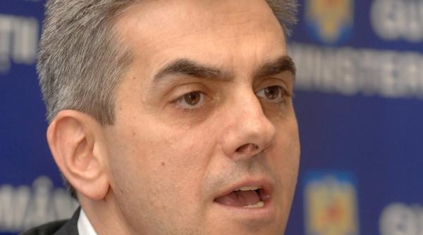 eugen nicolaescu mai fratilor ce ati patit v a cazut in cap o piatra