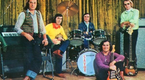 icirc n linia icirc ntai savoy o formatie cu stil