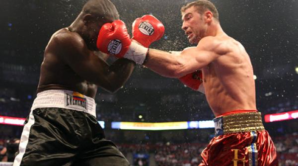 bute l a facut ko pe zuniga si si a pastrat titlul mondial