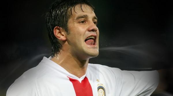 cristi chivu este in pericol mourinho vrea revolutie la inter