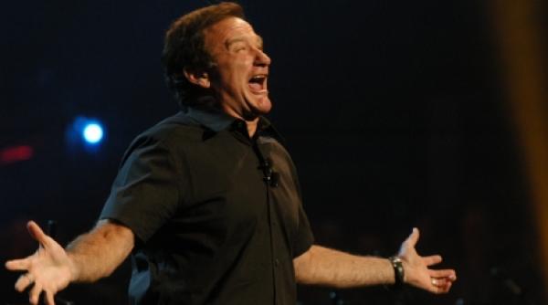robin williams scapa cu bine dupa operatia pe cord