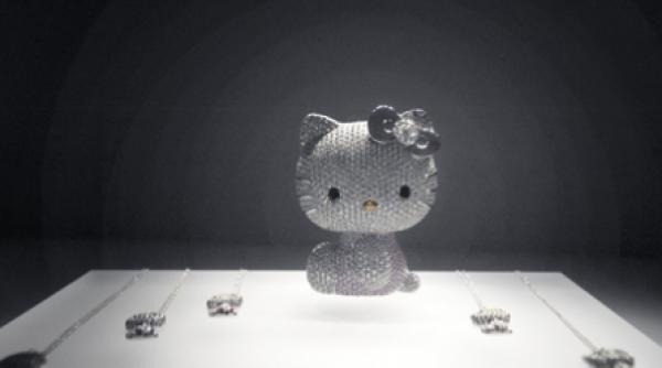 hello kitty pretioasa la 35 de ani