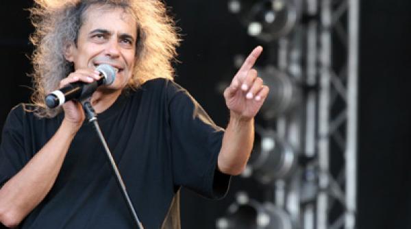 cristi minculescu a trecut cu bine si peste a doua operatie