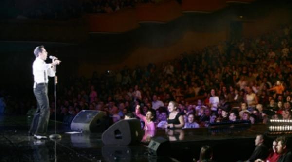 muzica live forta concertelor la voi acasa