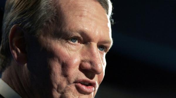 directorul general al gm demisioneaza