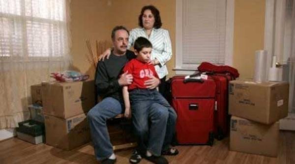 pacalit de avocati deportat din america