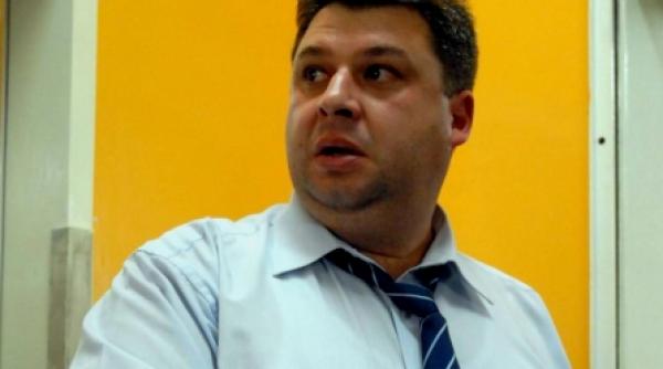 comisar de politie sluga unui peste