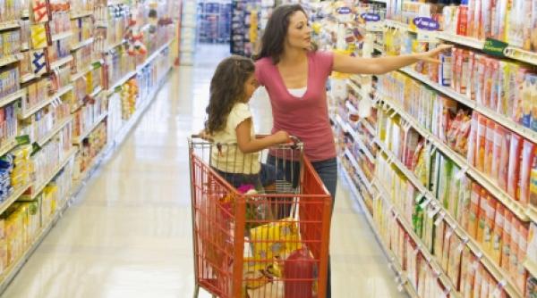 cu eticheta la micul dejun pranz si cina