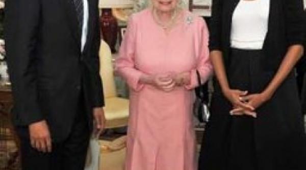 alta gafa obama i a facut cadou reginei marii britanii un ipod