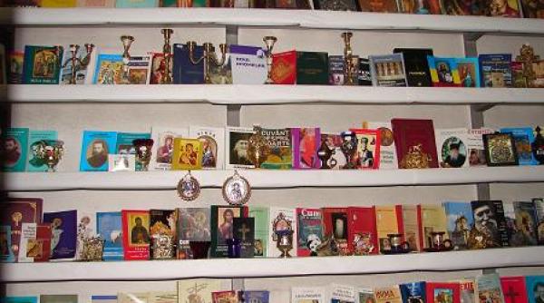 din cauza vrajitoarelor cartile de rugaciune se vand doar cu aprobare