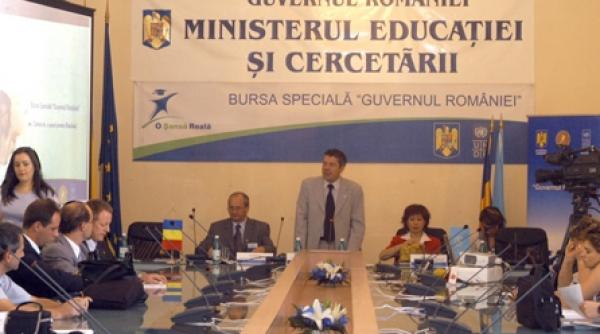 bursieri romani trimisi la cersit in strainatate