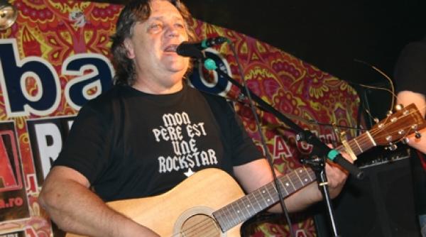 mircea vintila si poesis cu un cantec soptit prin canada