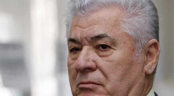 voronin nu putem sa stam si sa ne uitam la acest dezmat vom actiona in modul cel mai ferm